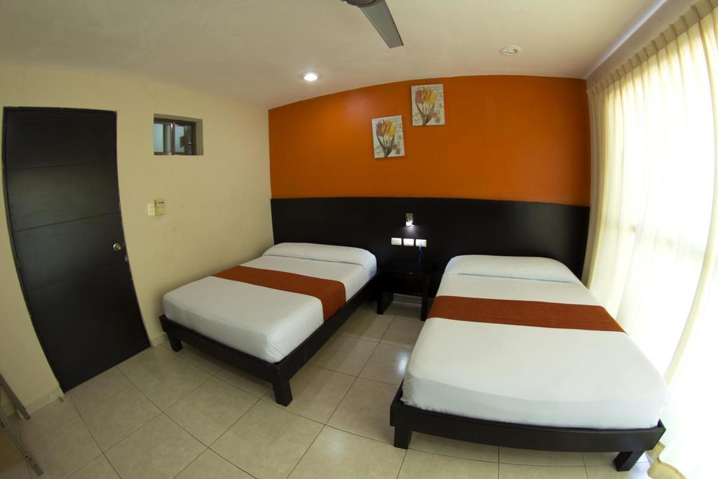 Hotel & Suites Domani Progreso  Dış mekan fotoğraf
